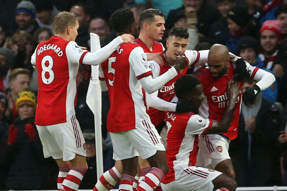 尤文客战紫百合大名单：伊尔迪兹领衔，凯利、卡瓦尔回归（尤文出征紫百合名单公布：伊尔迪兹担纲，凯利与卡瓦尔复出）