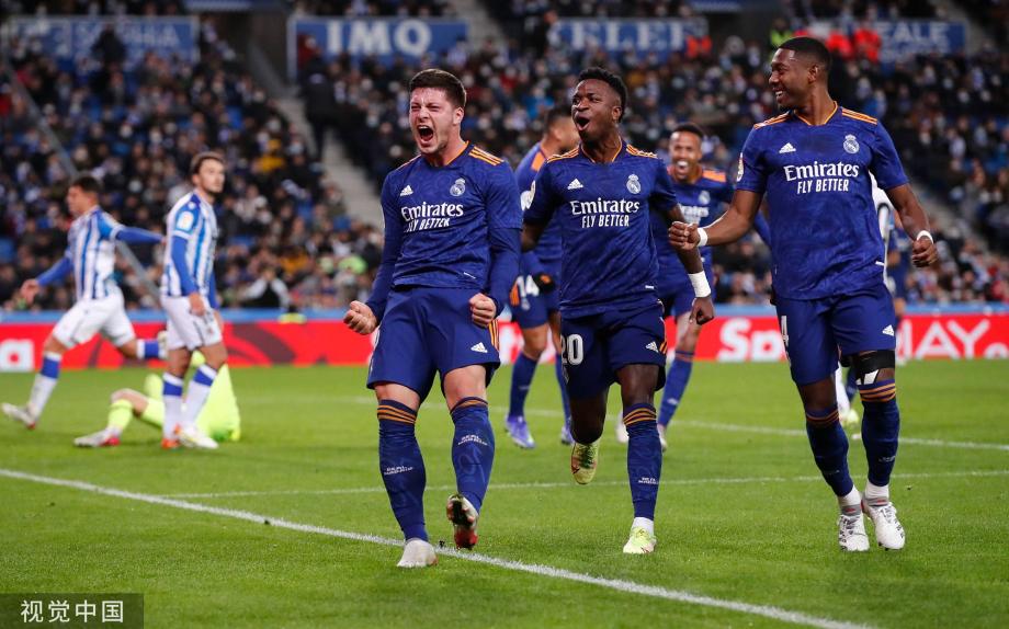 因右踝发炎，朗尼克取消了担任阿森纳vs拜仁解说嘉宾的计划（受右踝炎症影响，朗尼克取消参与阿森纳vs拜仁解说）