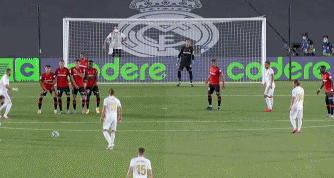 库蒂尼奥：利物浦对阵国米谁犯错更少谁就赢；齐沃确实是领袖（库蒂尼奥：红军对阵国米，少失误者将取胜；齐沃堪称领袖）