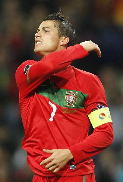 英国教练罗利-霍华德去世，他曾执教海运联33年创吉尼斯纪录（执教海运联33年并创吉尼斯纪录的英国教练罗利·霍华德去世）