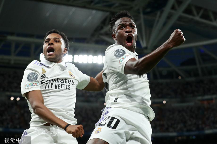 足球德国队主帅回应质疑：球队需要时间重建（德国队主帅回应质疑：球队重建尚需时日）