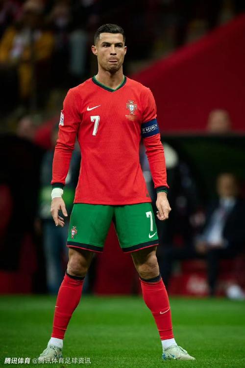 半场战报：切尔西1-0亚特兰大，若昂-佩德罗建功（半场 ｜ 切尔西1-0领先亚特兰大，若昂-佩德罗破门）