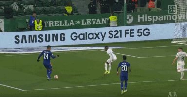 亚特兰大0-3萨索洛遭遇联赛7轮不胜，贝拉尔迪两射一传（贝拉尔迪梅开二度+送助攻，萨索洛3-0击退亚特兰大，后者联赛7轮未胜）