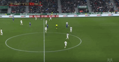 全市场报道哈列巴什维利：模板罗伯逊，皇萨与利物浦在关注他（全市场：哈列巴什维利被比作罗伯逊，皇马、巴萨与利物浦正关注他）