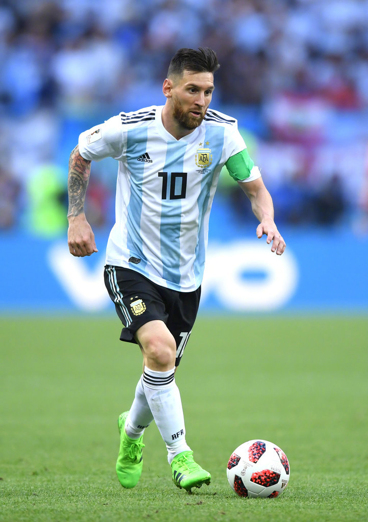 干净又卫生！贝克汉姆晒印度行学习制作美食视频（清爽又放心！贝克汉姆印度之旅晒学做美食视频）