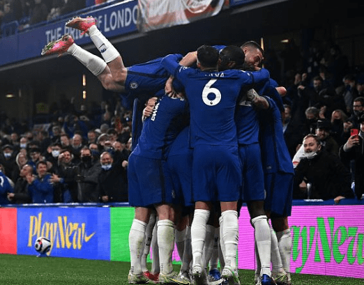 美博主晒快船训练原声：卢指导表示“去XX的保罗”（美博主曝光快船训练场录音：卢指导爆粗怒怼保罗）