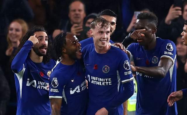 建队基石！武磊、颜骏凌等7人随海港四夺中超冠军（四冠功臣！武磊、颜骏凌等七将随海港四度称王中超）