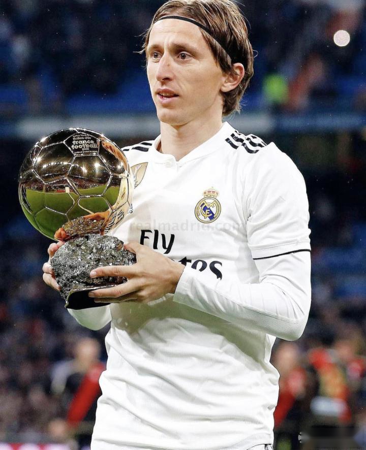 巴黎圣日耳曼姆巴佩连续两场进球（姆巴佩为巴黎连续两战破门）